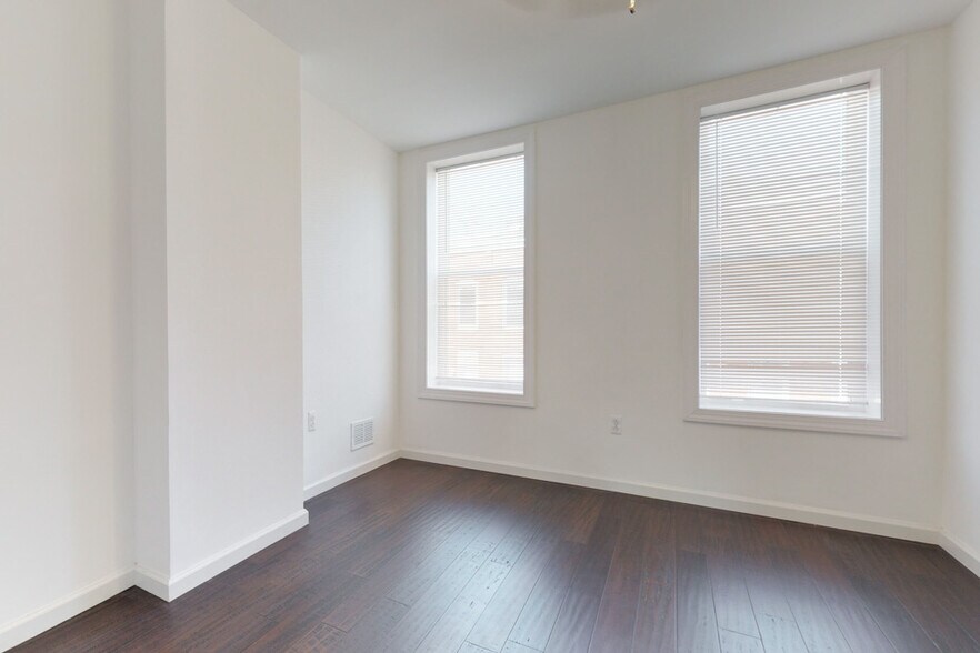 Building Photo - 1711 Latrobe St