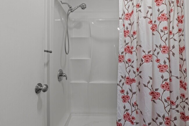 Building Photo - 1012 Danbury Cir