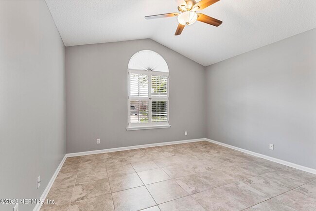 Building Photo - 13021 Chets Creek Dr S