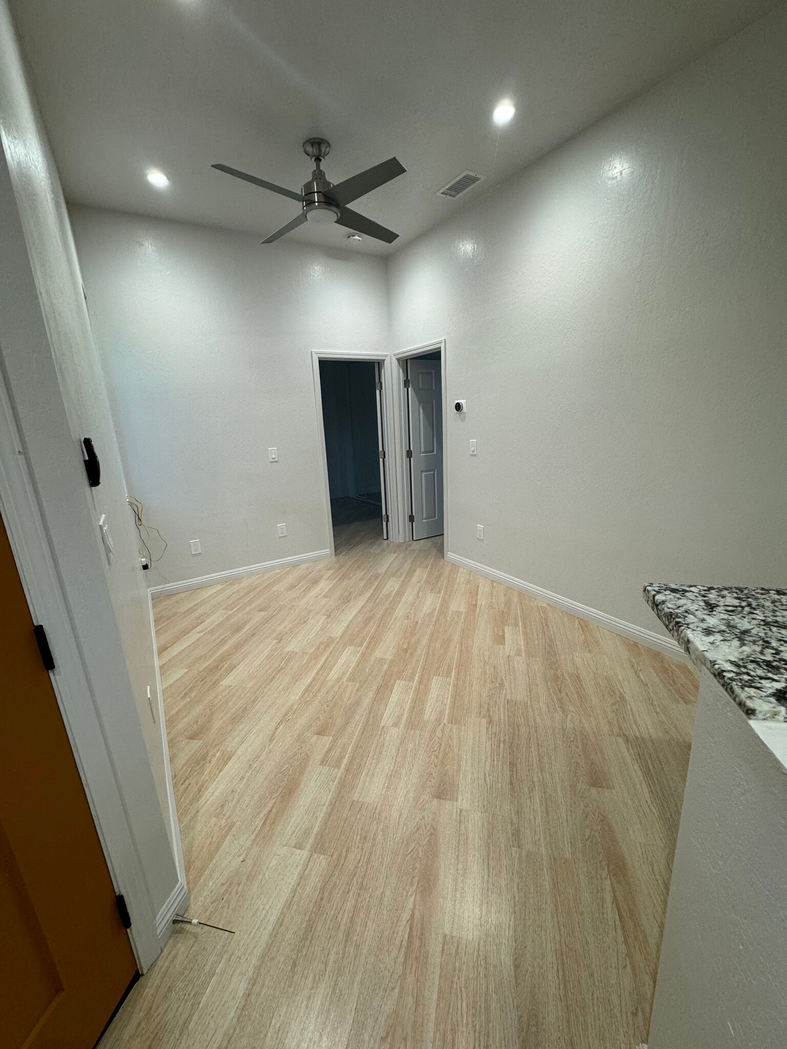 Building Photo - 1143 Madera Ct