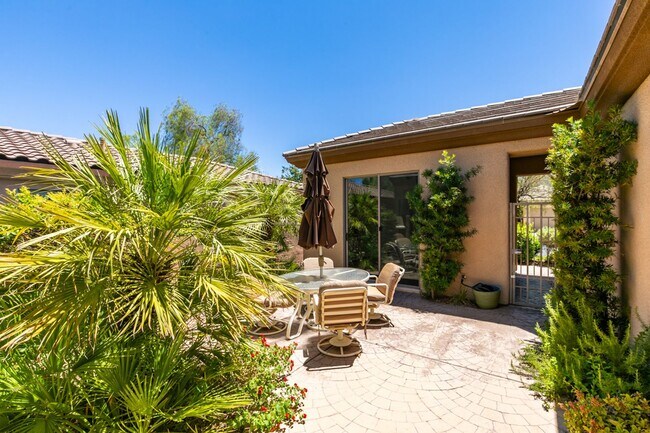 Building Photo - Elegant 3Bedroom/2.5Bath Furnished Home with Casita in Anthem Country Club