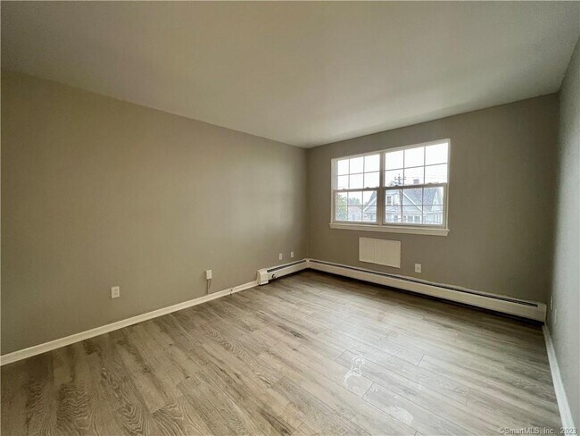 Building Photo - 85-87 Union Ave