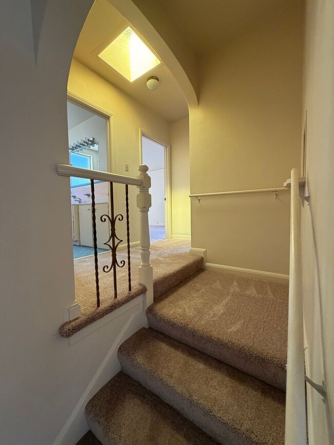 Building Photo - 4BD/3BA Two-Story Home | Flexible Layout + Big Backyard