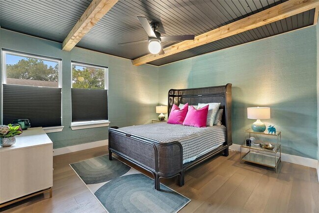 Building Photo - 3808 Leafield Dr