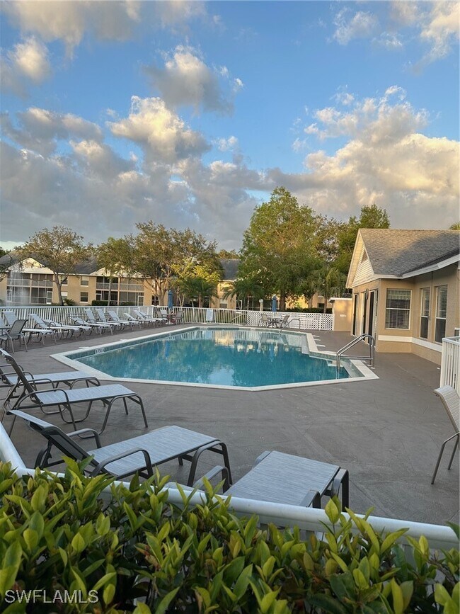 Building Photo - 138 Pebble Shores Dr