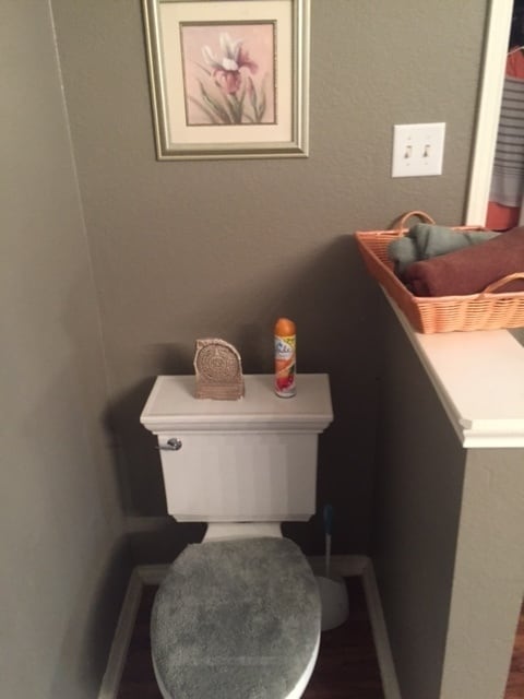 Building Photo - Spacious 3/2/2 in Allen! Laminate Wood Flo...