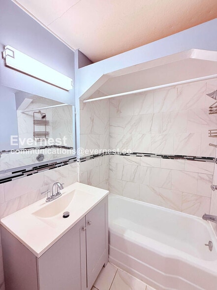 Building Photo - 8640 Chalmers Ave