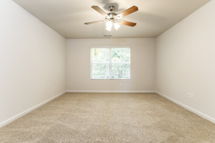 Building Photo - 219 Hamilton Pointe Dr