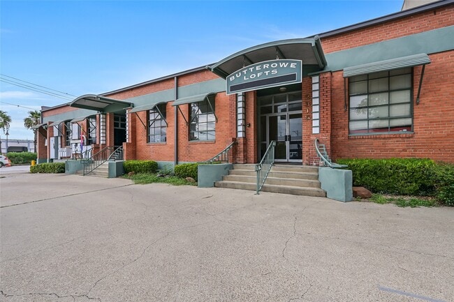 Building Photo - 2309 Harborside Dr