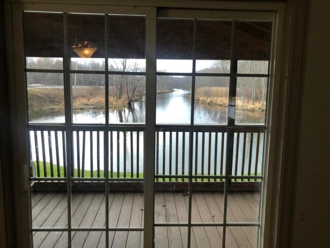 Building Photo - 9106 Willow Grove Terrace