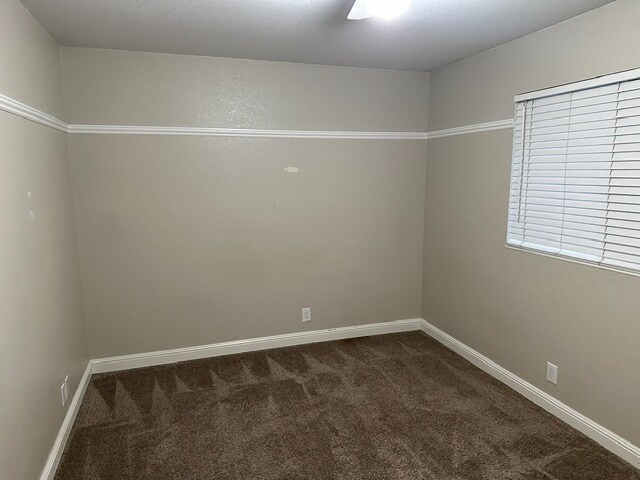 Building Photo - 539 Purdue Dr