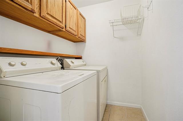 Building Photo - 401 Dakota Trail