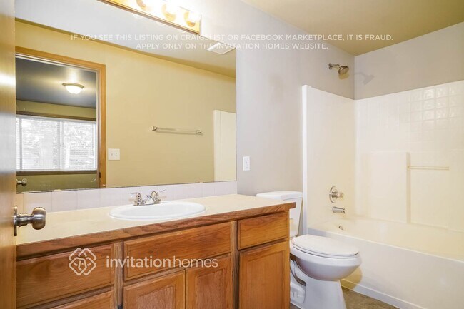 Building Photo - 17407 17th Ave E