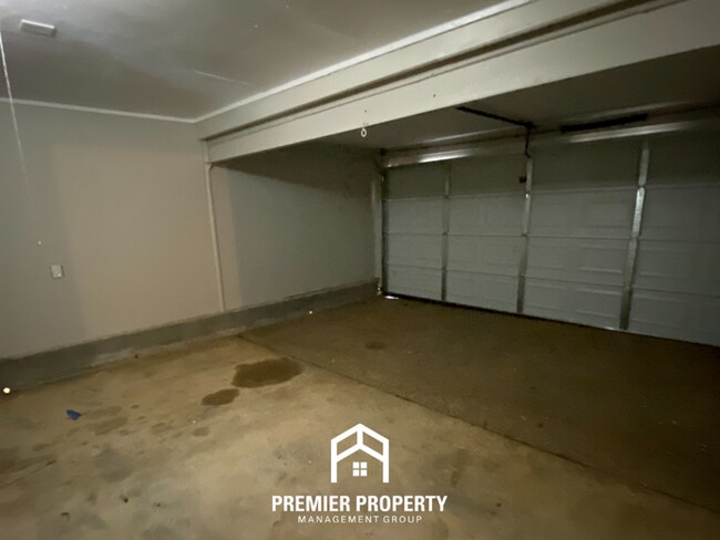 Building Photo - 5908 Tishomingo Dr