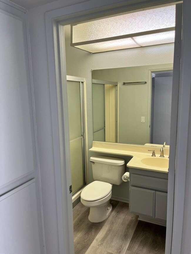 Building Photo - 47974 Oasis Ct