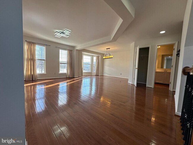 Building Photo - 4700 Warm Hearth Cir