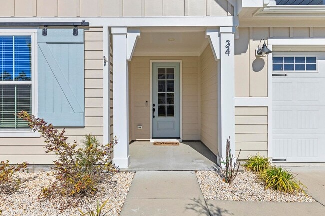 Building Photo - Wyndwater Home Available!