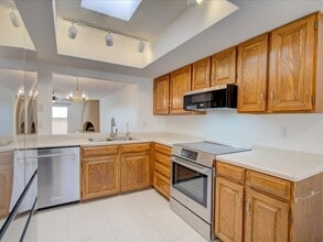 Building Photo - 5526 N Arroyo Grande Dr
