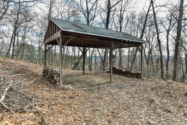 Building Photo - 34942 Charles Town Pike