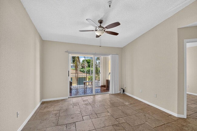 Building Photo - 160 Yacht Club Way