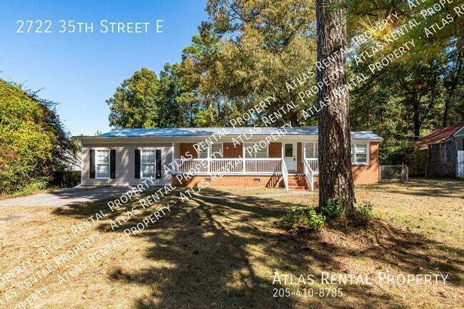 Primary Photo - 2722 35th St E