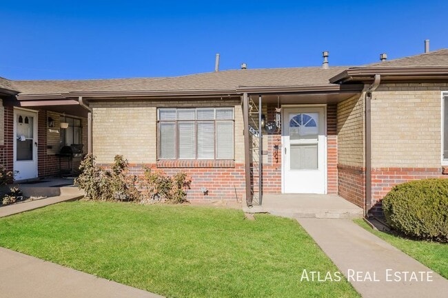 Building Photo - 7131 E 60th Way