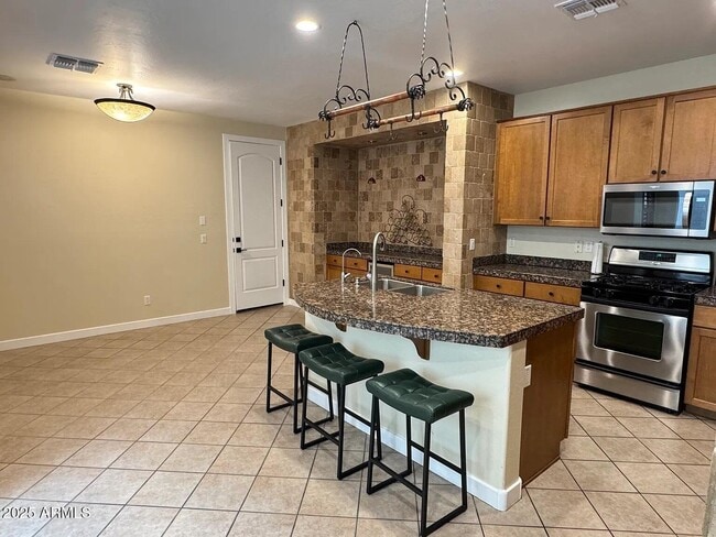 Building Photo - 2909 N 48th St