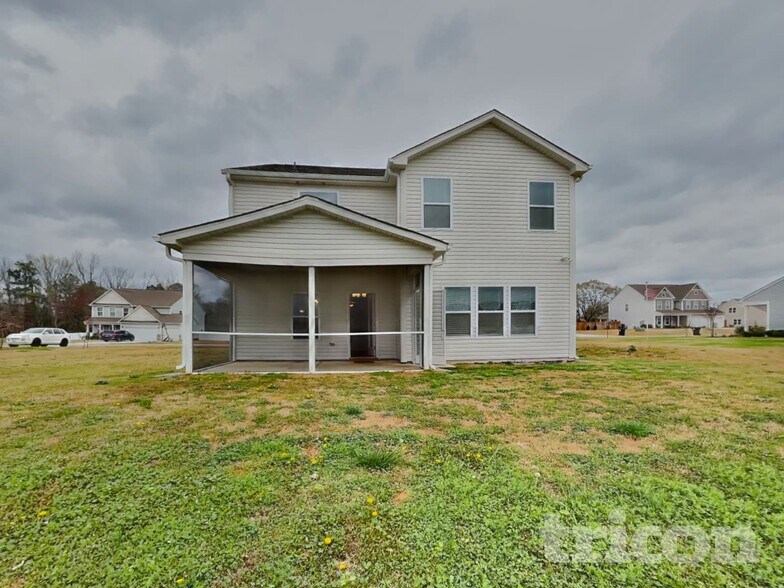 Building Photo - 152 Walker Grv Ln