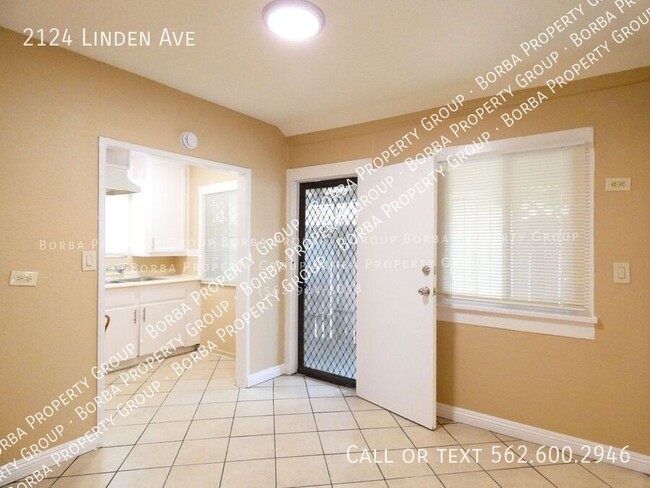 Building Photo - CHARMING 1 BEDROOM W/ BONUS ROOM 1 BATHROO...