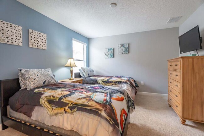 Building Photo - 1956 Wedge Dr