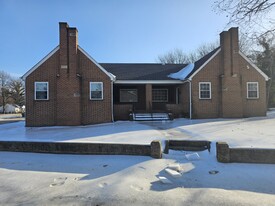 Building Photo - 103 Indiana Ln