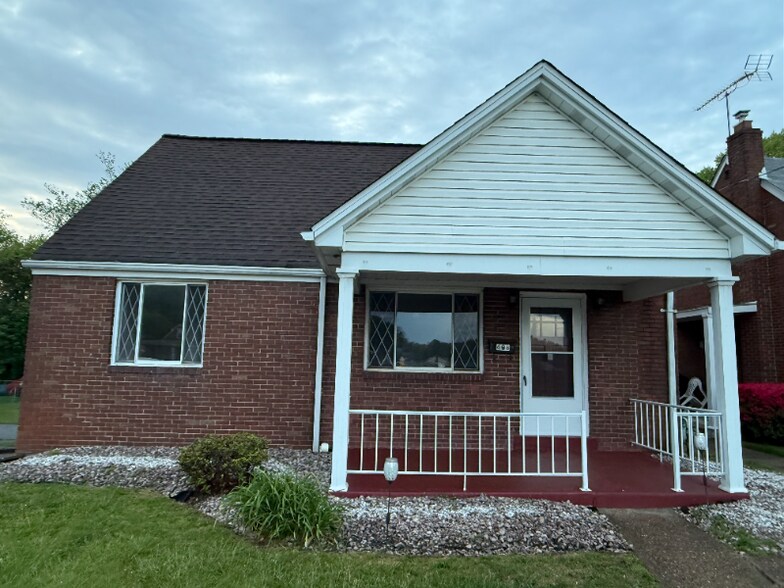 Primary Photo - 408 Scene Ridge Rd