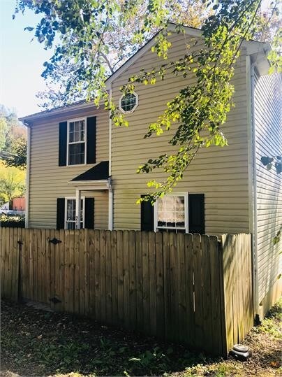 Building Photo - 241 Cambridge St