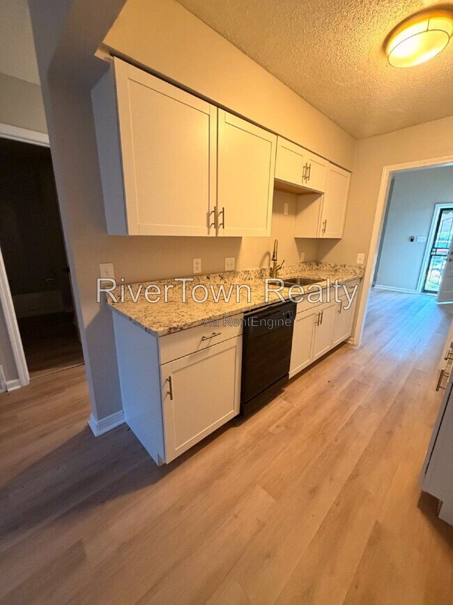 Building Photo - 8272 Cedar Chest Dr