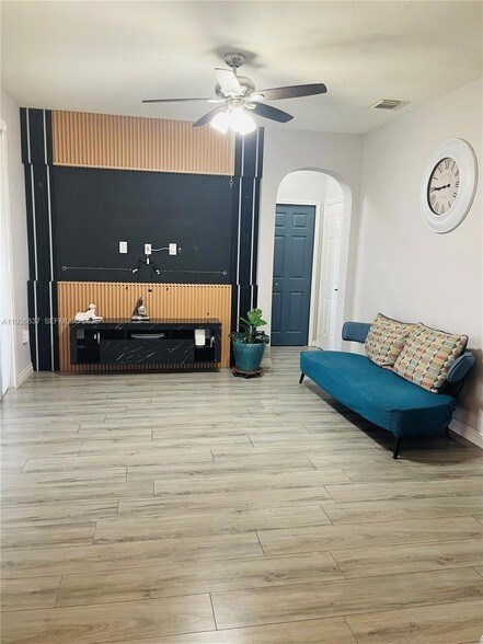 Building Photo - 27312 SW 138th Path