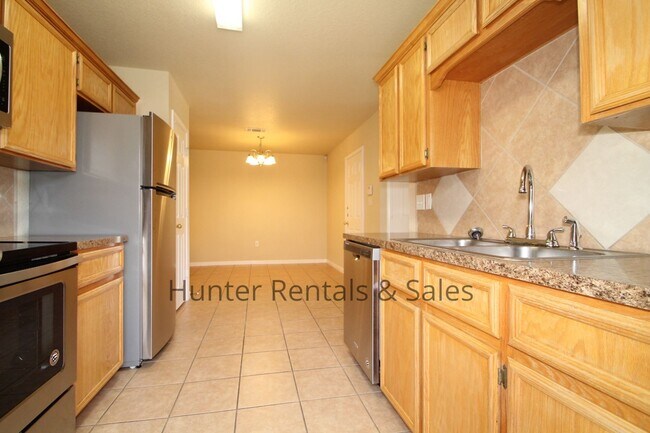 Building Photo - 4204 Elms Run Cir