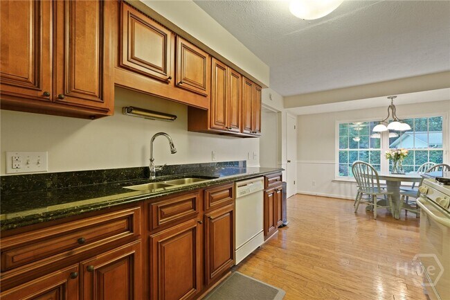 Building Photo - 609 Indigo Cir