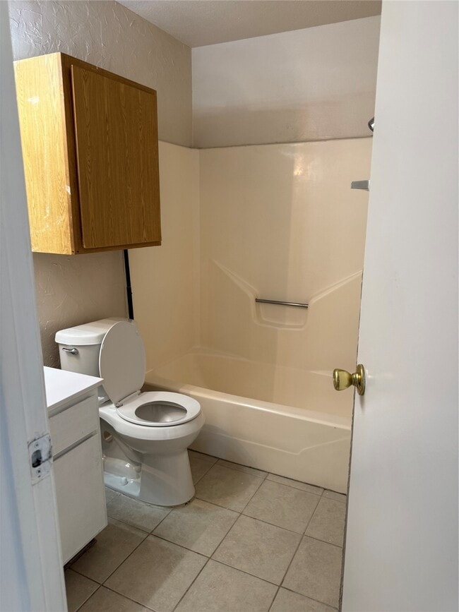 Building Photo - 6706 Tamar Dr