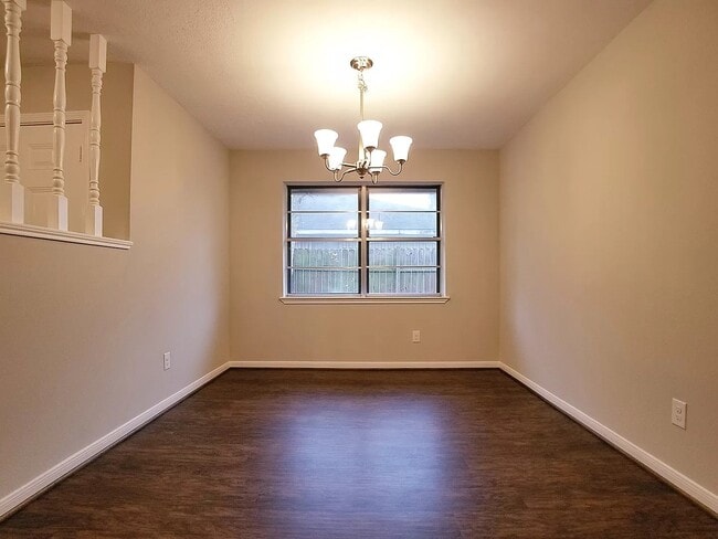 Building Photo - 3523 Mayfield Oaks Ln