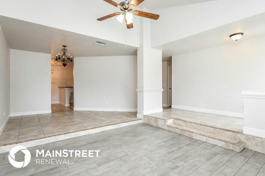 Building Photo - 931 Alameda Dr