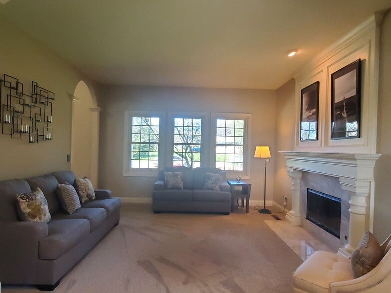 Building Photo - 1610 Chris Ln