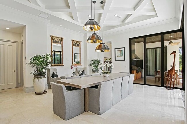 Building Photo - 10372 Kensington Shore Dr