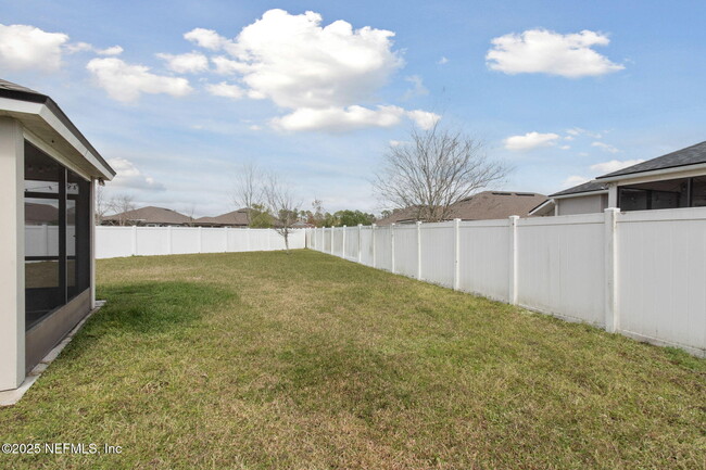 Building Photo - 95210 Leafcrest Ct