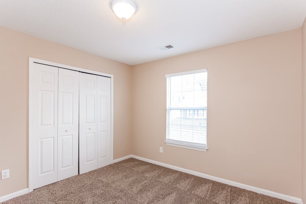 Building Photo - 6839 Brachnell View Dr