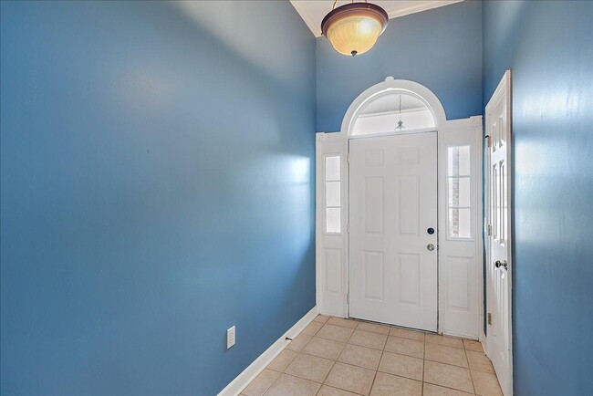 Building Photo - 108 Turnberry Cv