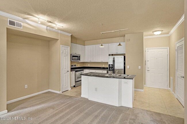 Building Photo - 8539 Gate Pkwy W