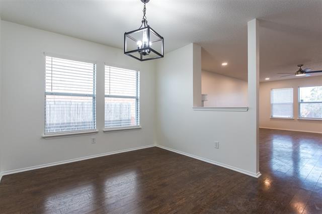 Building Photo - 2629 Clear Brook Dr