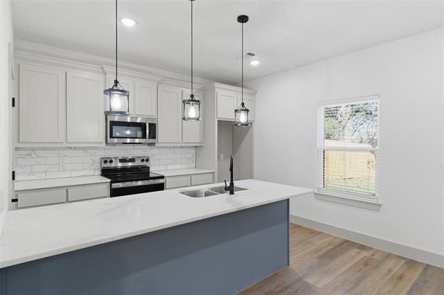 Building Photo - 425 Munson St