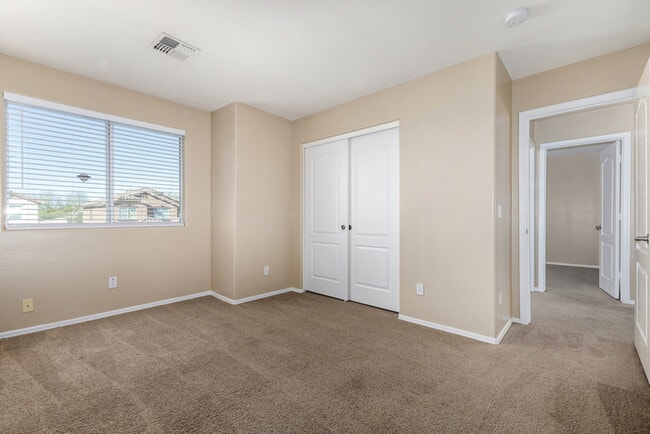 Building Photo - 6537 W Magnolia St