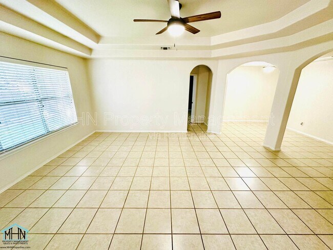 Building Photo - 5619 Cross Pond